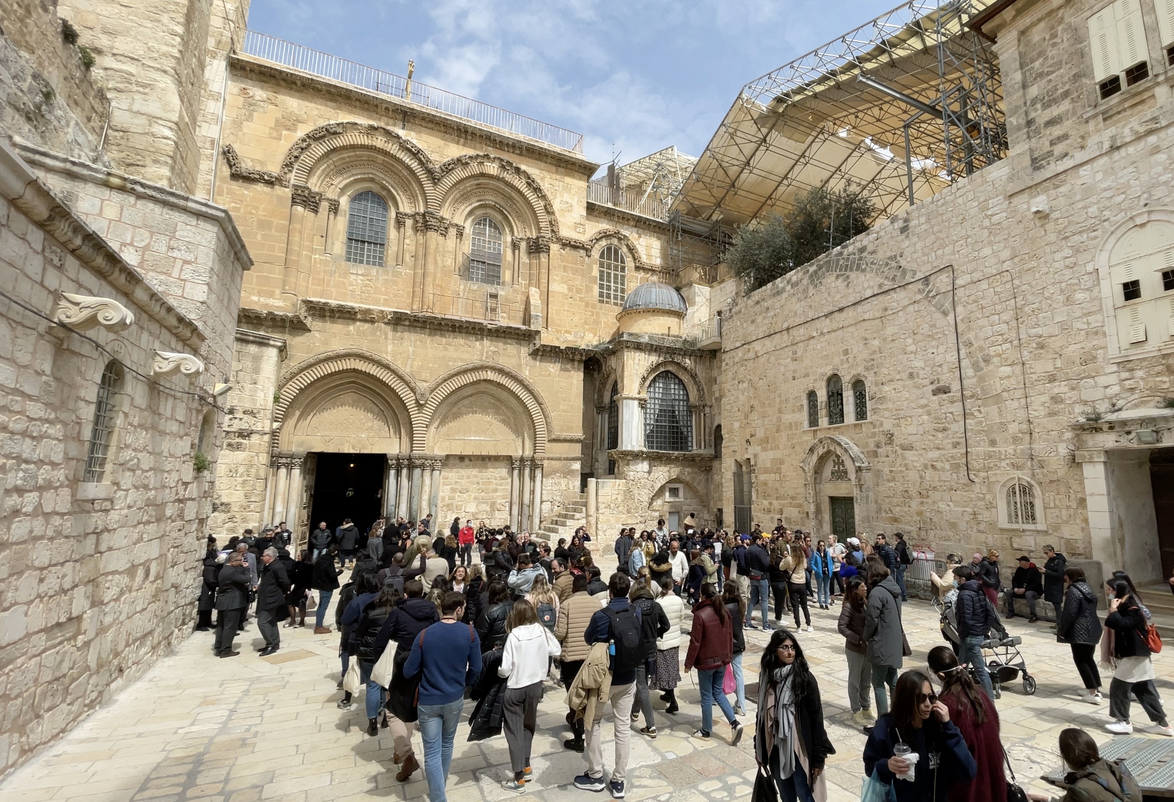 Entrada al Santo Sepulcro en Jerusalén
